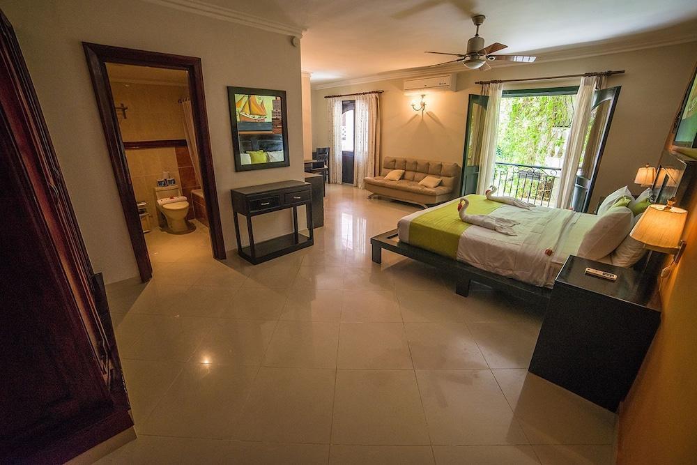 The Mt Hotel Bavaro Exterior photo