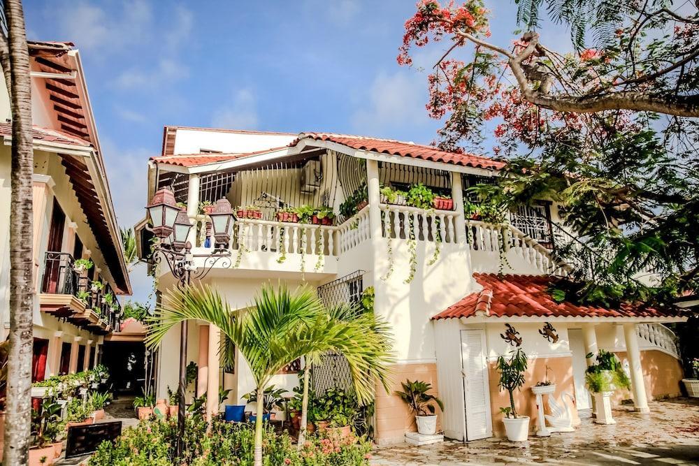 The Mt Hotel Bavaro Exterior photo