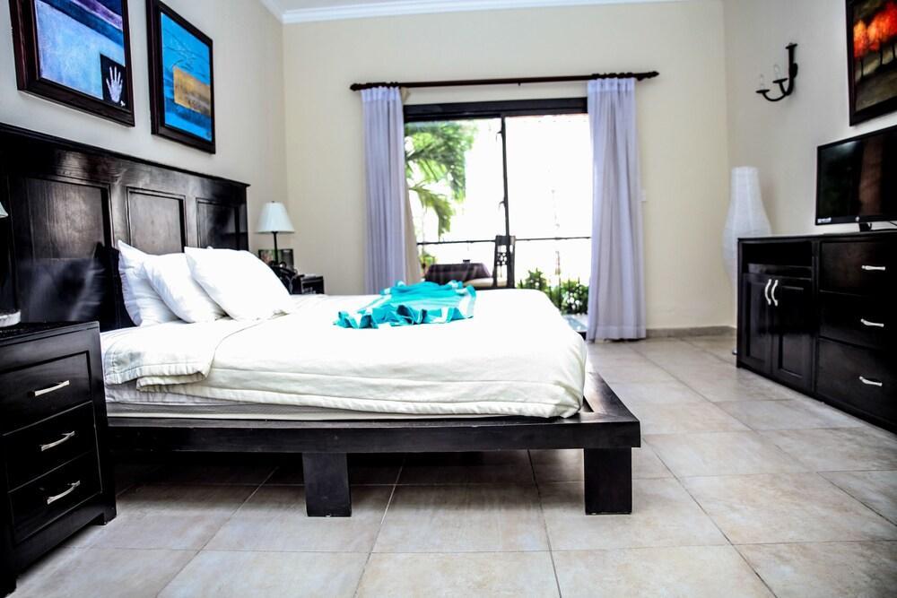 The Mt Hotel Bavaro Exterior photo
