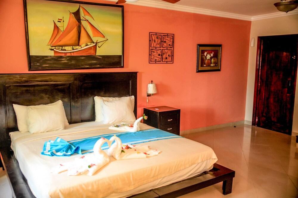 The Mt Hotel Bavaro Exterior photo