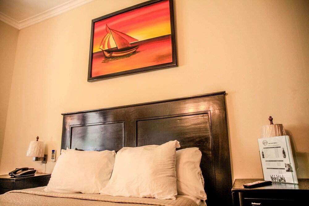 The Mt Hotel Bavaro Exterior photo