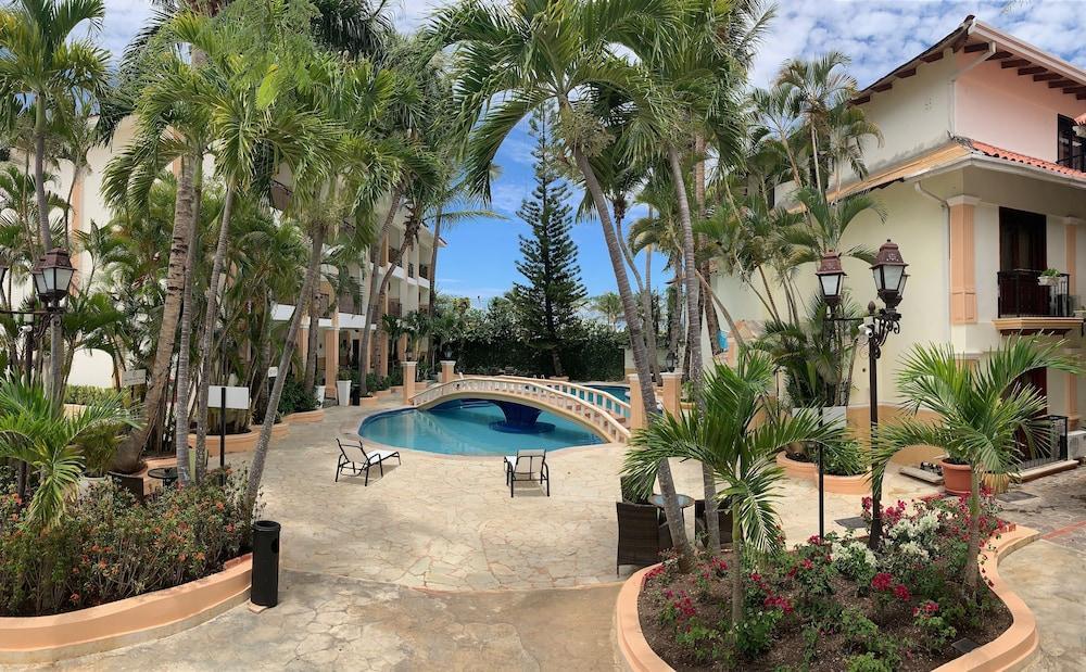 The Mt Hotel Bavaro Exterior photo